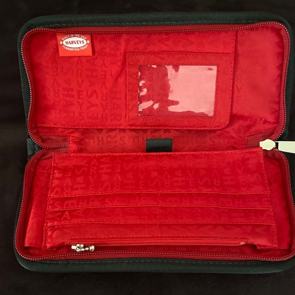 Harveys Bow clutch wallet Minnie Mouse - Picture 3 of 3